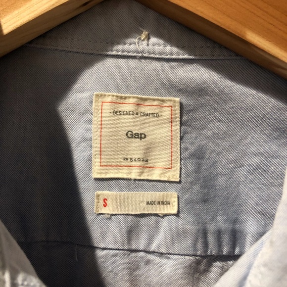 Light Blue GAP Button down - Picture 3 of 3